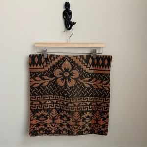 Unlabelled, black grey tan and rust throw pillow cover